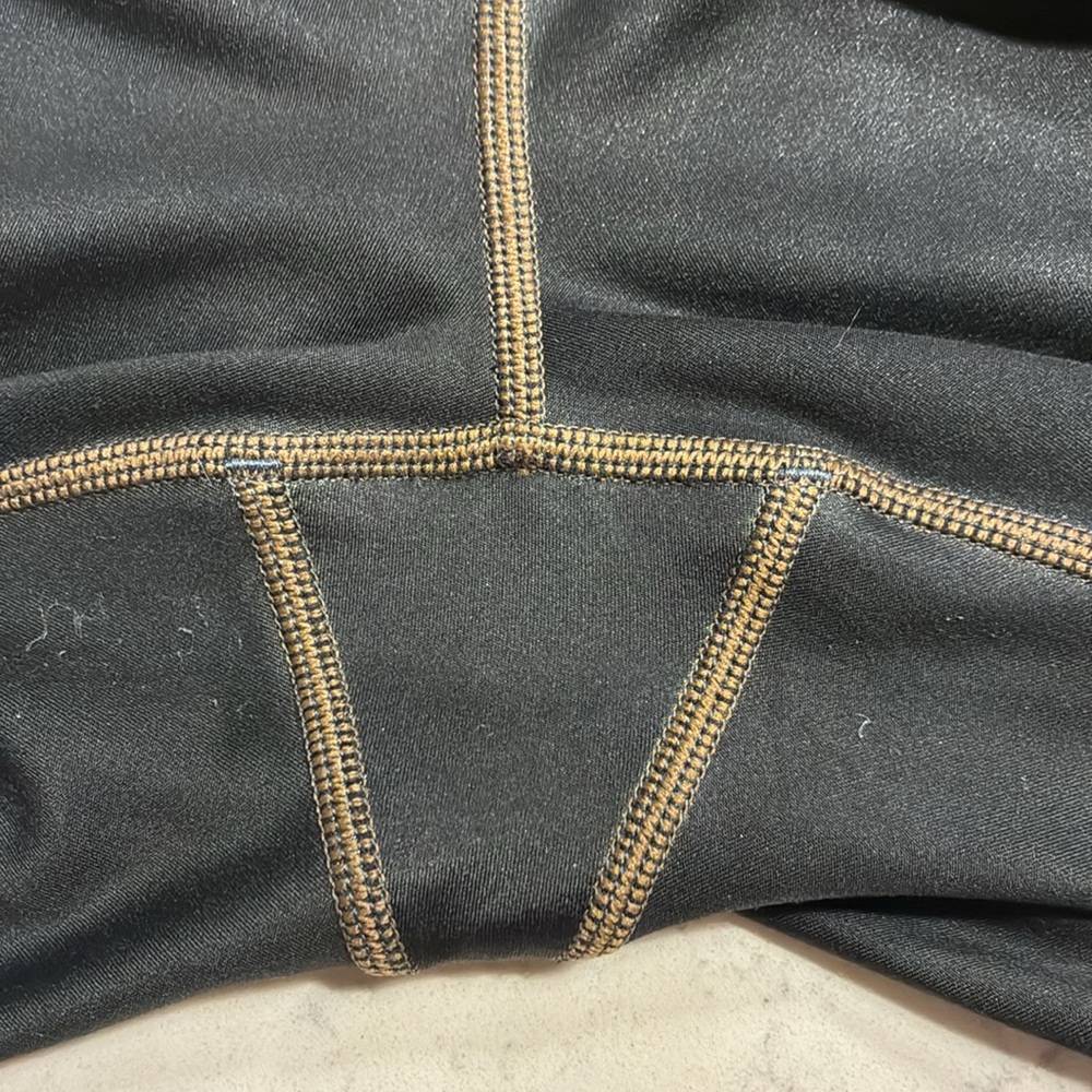 Athleta elation shimmer tight Black High-Waisted Performance Fit medium - Picture 5 of 6